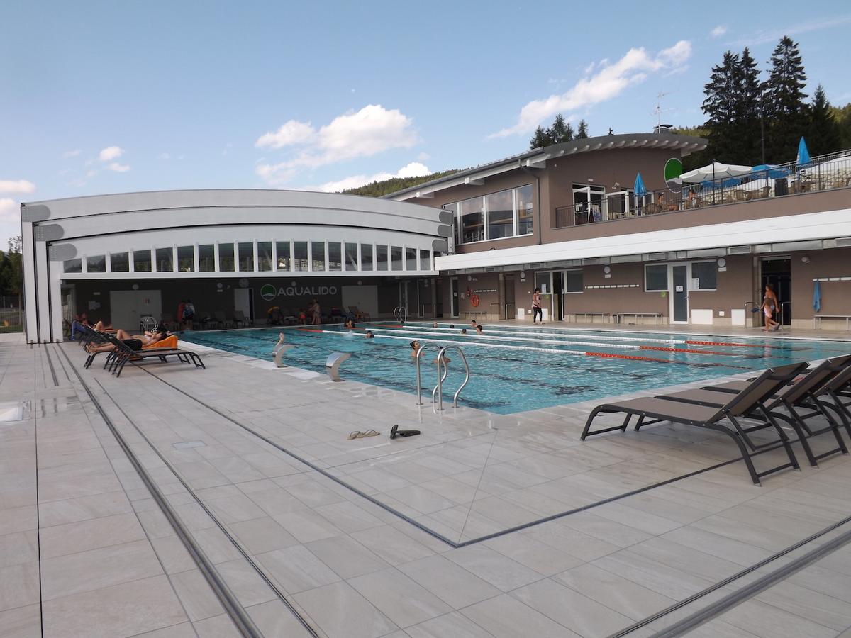 Hotel Roen Ruffre-Mendola Exteriör bild